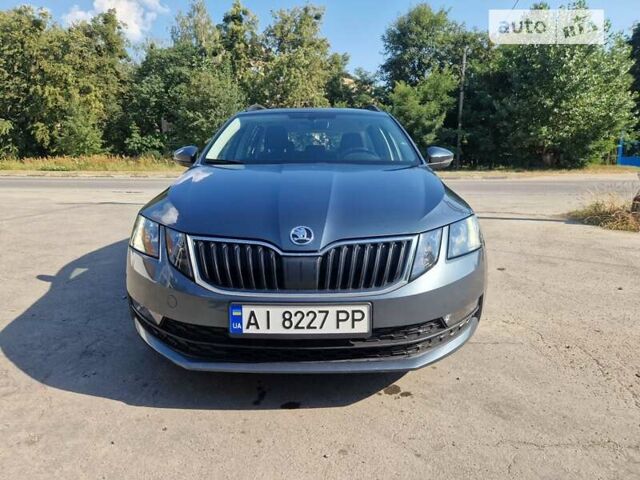 Сірий Шкода Октавія, об'ємом двигуна 1.6 л та пробігом 230 тис. км за 13500 $, фото 11 на Automoto.ua