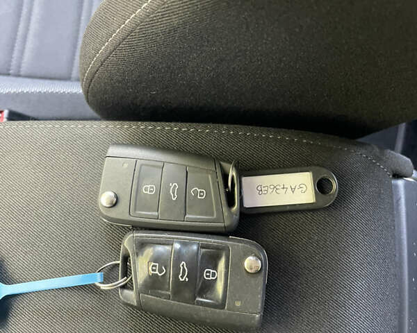 Сірий Шкода Октавія, об'ємом двигуна 1.6 л та пробігом 163 тис. км за 16100 $, фото 39 на Automoto.ua