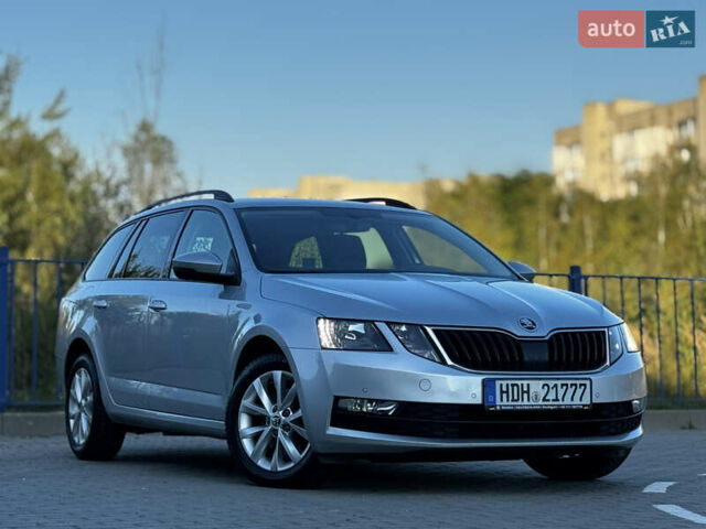 Сірий Шкода Октавія, об'ємом двигуна 2 л та пробігом 169 тис. км за 15900 $, фото 1 на Automoto.ua
