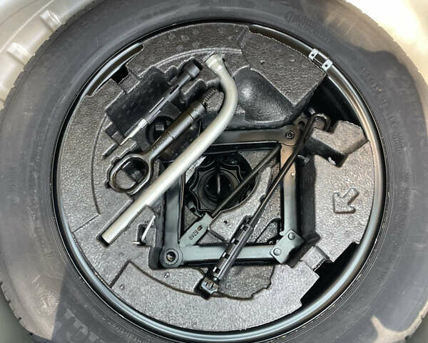 Сірий Шкода Октавія, об'ємом двигуна 1.6 л та пробігом 163 тис. км за 16100 $, фото 31 на Automoto.ua