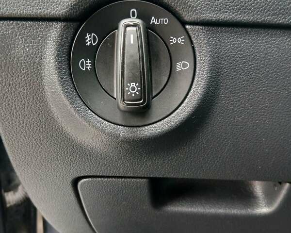 Серый Шкода Октавия, объемом двигателя 1.5 л и пробегом 221 тыс. км за 15500 $, фото 32 на Automoto.ua