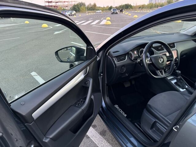 Серый Шкода Октавия, объемом двигателя 1.6 л и пробегом 325 тыс. км за 13500 $, фото 14 на Automoto.ua