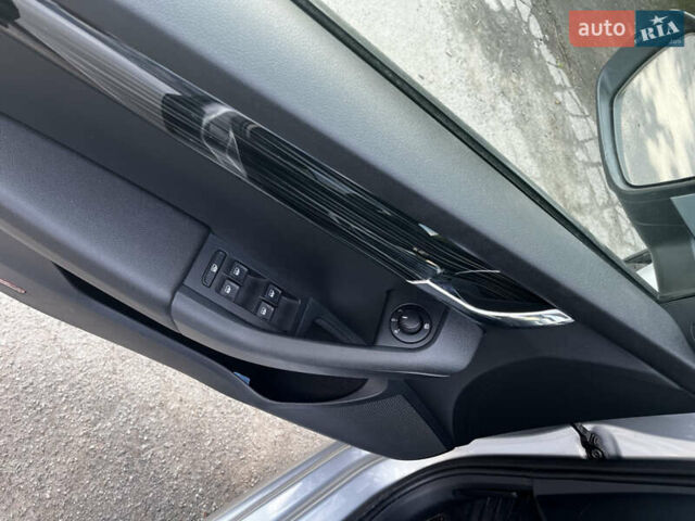 Сірий Шкода Октавія, об'ємом двигуна 1.97 л та пробігом 120 тис. км за 17300 $, фото 5 на Automoto.ua