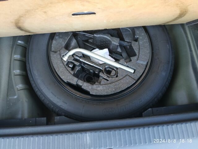 Серый Шкода Октавия, объемом двигателя 1.6 л и пробегом 220 тыс. км за 13100 $, фото 4 на Automoto.ua