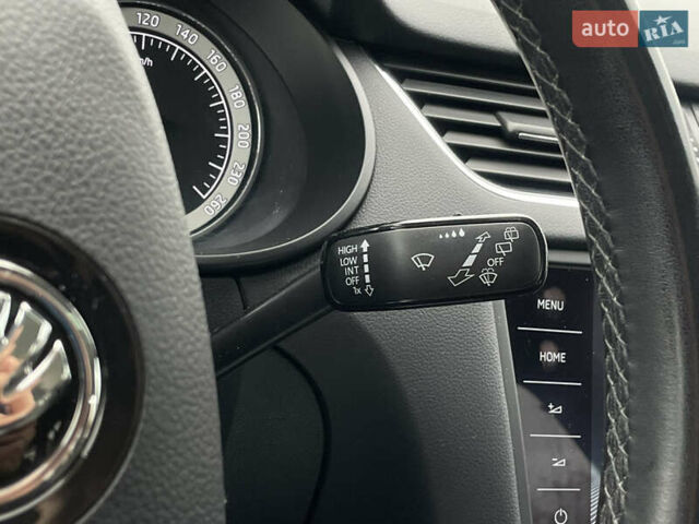 Серый Шкода Октавия, объемом двигателя 1.97 л и пробегом 204 тыс. км за 17999 $, фото 46 на Automoto.ua