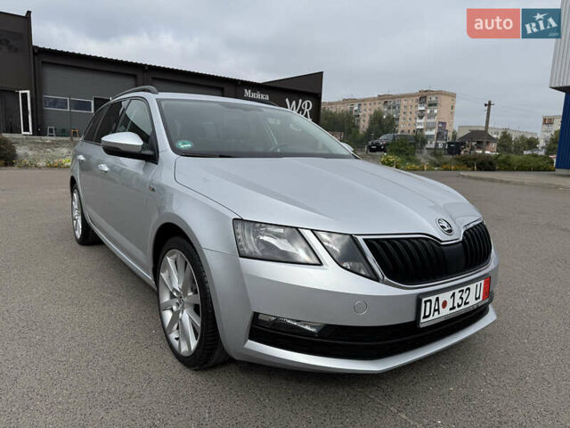 Серый Шкода Октавия, объемом двигателя 2 л и пробегом 259 тыс. км за 14970 $, фото 14 на Automoto.ua