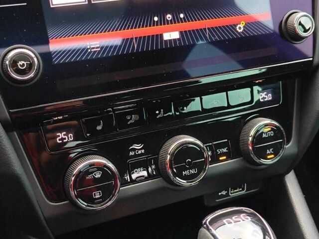 Сірий Шкода Октавія, об'ємом двигуна 2 л та пробігом 54 тис. км за 7500 $, фото 8 на Automoto.ua