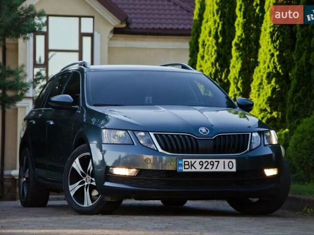 Серый Шкода Октавия, объемом двигателя 1.6 л и пробегом 336 тыс. км за 13800 $, фото 10 на Automoto.ua