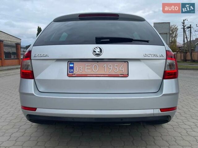 Сірий Шкода Октавія, об'ємом двигуна 2 л та пробігом 265 тис. км за 16300 $, фото 6 на Automoto.ua
