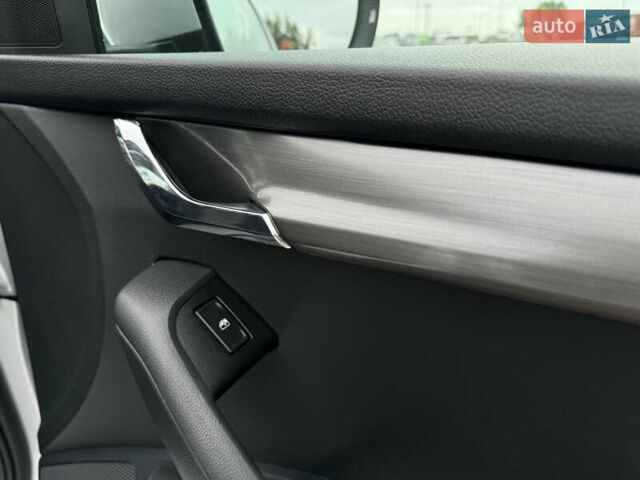 Серый Шкода Октавия, объемом двигателя 2 л и пробегом 259 тыс. км за 14970 $, фото 71 на Automoto.ua