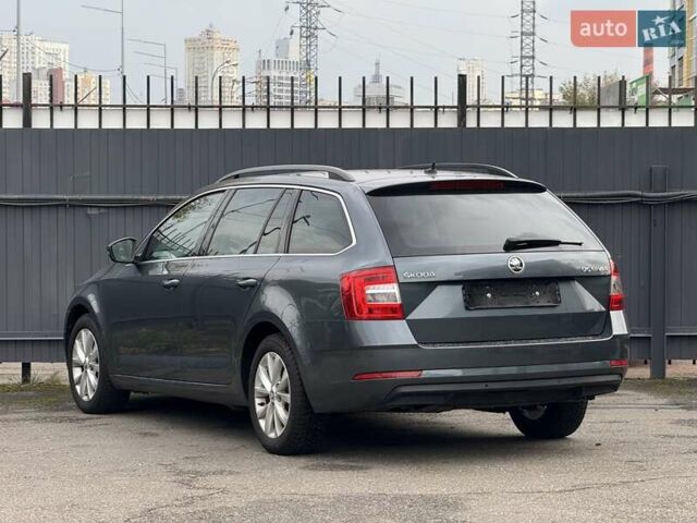 Серый Шкода Октавия, объемом двигателя 1.6 л и пробегом 325 тыс. км за 15300 $, фото 5 на Automoto.ua