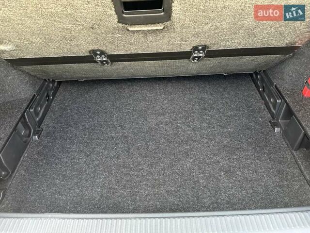 Серый Шкода Октавия, объемом двигателя 1.97 л и пробегом 210 тыс. км за 18500 $, фото 57 на Automoto.ua