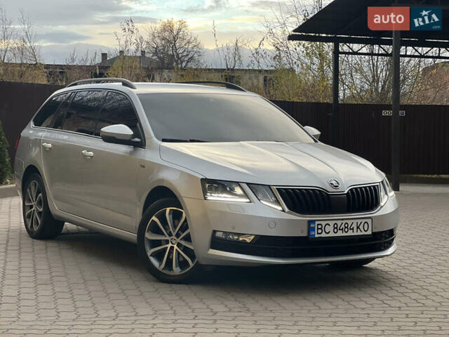 Шкода Октавия 2019 в Дрогобыче на Automoto.ua Серый Шкода Октавия, объемом двигателя 1.97 л и пробегом 231 тыс. км за 16999 $, фото 3 на Automoto.ua