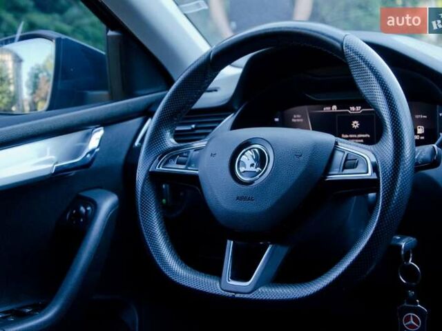 Серый Шкода Октавия, объемом двигателя 1.6 л и пробегом 336 тыс. км за 13800 $, фото 33 на Automoto.ua