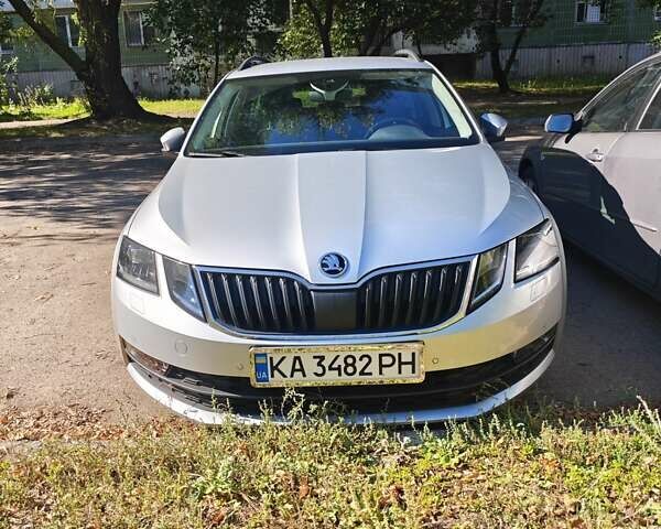 Сірий Шкода Октавія, об'ємом двигуна 1.97 л та пробігом 223 тис. км за 19500 $, фото 9 на Automoto.ua