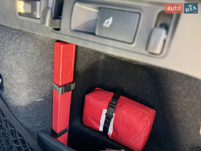 Серый Шкода Октавия, объемом двигателя 1.97 л и пробегом 219 тыс. км за 20950 $, фото 45 на Automoto.ua