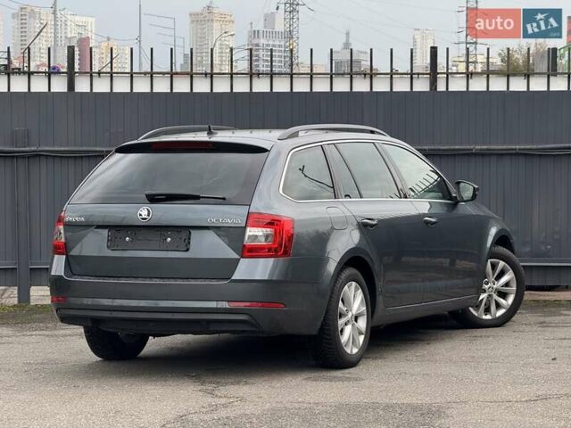 Серый Шкода Октавия, объемом двигателя 1.6 л и пробегом 325 тыс. км за 15300 $, фото 3 на Automoto.ua