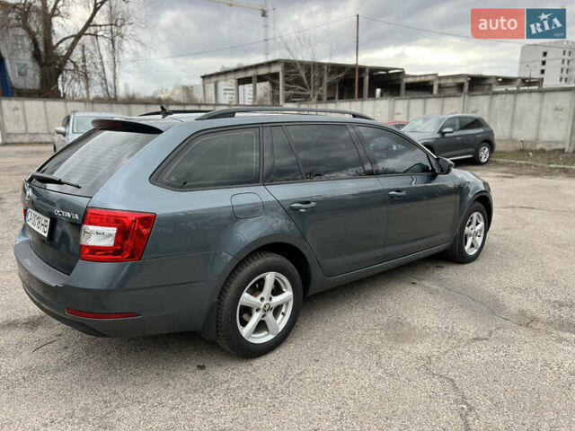 Серый Шкода Октавия, объемом двигателя 2 л и пробегом 250 тыс. км за 14900 $, фото 9 на Automoto.ua