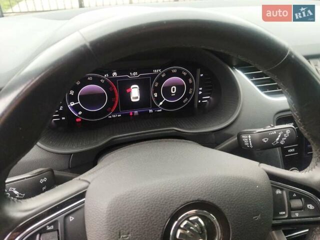 Серый Шкода Октавия, объемом двигателя 1.6 л и пробегом 212 тыс. км за 13500 $, фото 3 на Automoto.ua