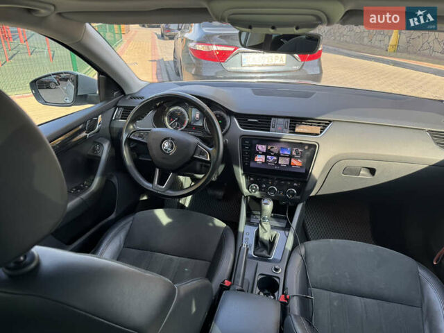 Серый Шкода Октавия, объемом двигателя 1.6 л и пробегом 214 тыс. км за 17000 $, фото 12 на Automoto.ua