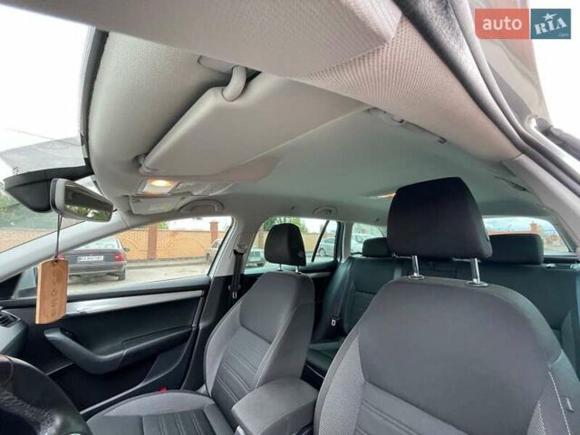 Сірий Шкода Октавія, об'ємом двигуна 2 л та пробігом 265 тис. км за 16300 $, фото 15 на Automoto.ua