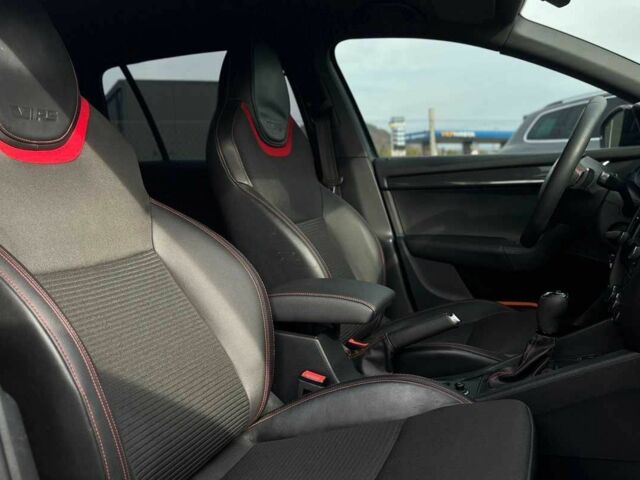 Серый Шкода Октавия, объемом двигателя 1.6 л и пробегом 277 тыс. км за 14000 $, фото 15 на Automoto.ua