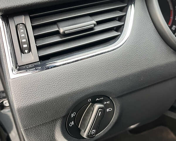 Сірий Шкода Октавія, об'ємом двигуна 1.97 л та пробігом 227 тис. км за 21800 $, фото 33 на Automoto.ua