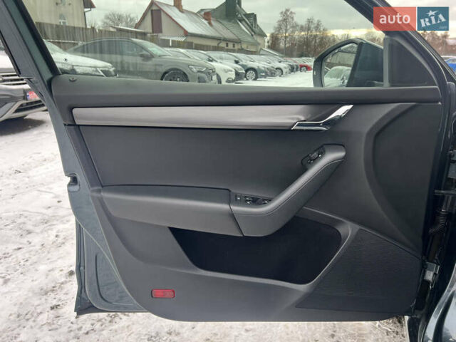 Серый Шкода Октавия, объемом двигателя 2 л и пробегом 285 тыс. км за 15900 $, фото 31 на Automoto.ua