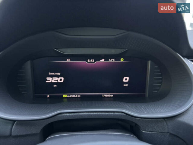 Серый Шкода Октавия, объемом двигателя 2 л и пробегом 174 тыс. км за 20500 $, фото 40 на Automoto.ua