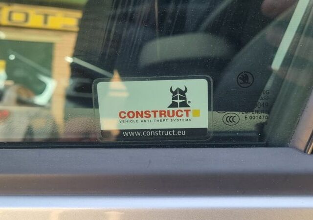 Серый Шкода Октавия, объемом двигателя 1.5 л и пробегом 128 тыс. км за 16000 $, фото 9 на Automoto.ua