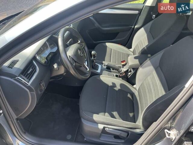 Серый Шкода Октавия, объемом двигателя 1.6 л и пробегом 182 тыс. км за 14500 $, фото 17 на Automoto.ua