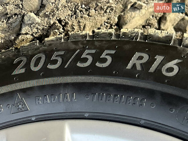 Серый Шкода Октавия, объемом двигателя 2 л и пробегом 210 тыс. км за 17900 $, фото 23 на Automoto.ua