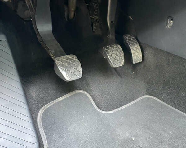 Сірий Шкода Октавія, об'ємом двигуна 1.6 л та пробігом 163 тис. км за 16100 $, фото 34 на Automoto.ua