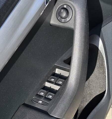 Шкода Октавия 2019 в Луцке на Automoto.ua Серый Шкода Октавия, объемом двигателя 1.97 л и пробегом 269 тыс. км за 15400 $, фото 26 на Automoto.ua