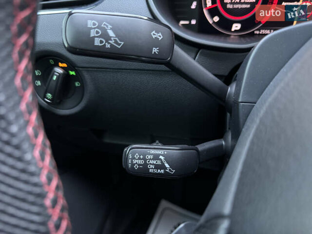 Серый Шкода Октавия, объемом двигателя 2 л и пробегом 174 тыс. км за 20500 $, фото 69 на Automoto.ua