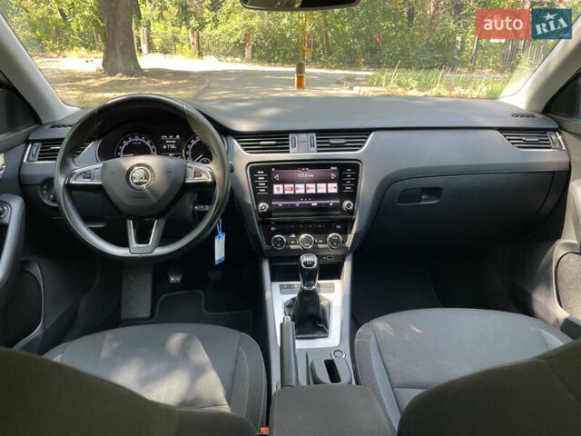 Сірий Шкода Октавія, об'ємом двигуна 1.6 л та пробігом 163 тис. км за 16100 $, фото 32 на Automoto.ua