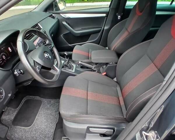 Серый Шкода Октавия, объемом двигателя 1.5 л и пробегом 221 тыс. км за 15500 $, фото 50 на Automoto.ua