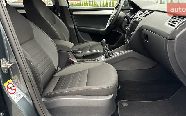 Сірий Шкода Октавія, об'ємом двигуна 1.6 л та пробігом 219 тис. км за 14300 $, фото 21 на Automoto.ua