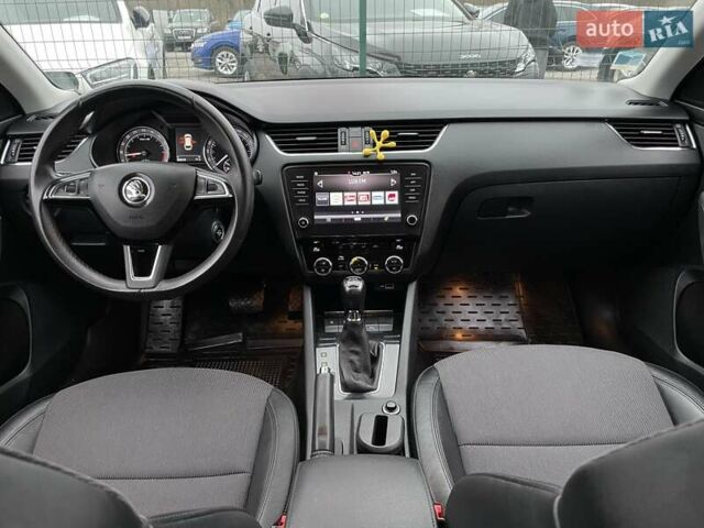 Сірий Шкода Октавія, об'ємом двигуна 1.6 л та пробігом 206 тис. км за 15555 $, фото 38 на Automoto.ua