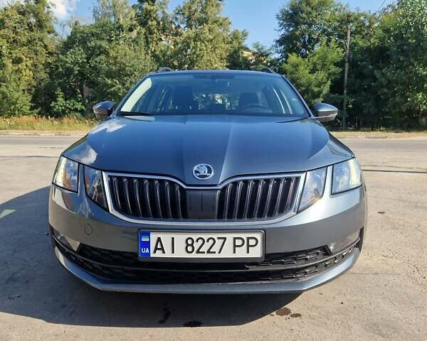 Сірий Шкода Октавія, об'ємом двигуна 1.6 л та пробігом 230 тис. км за 13500 $, фото 10 на Automoto.ua