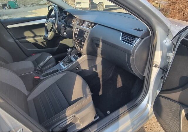 Серый Шкода Октавия, объемом двигателя 1.5 л и пробегом 128 тыс. км за 16000 $, фото 23 на Automoto.ua