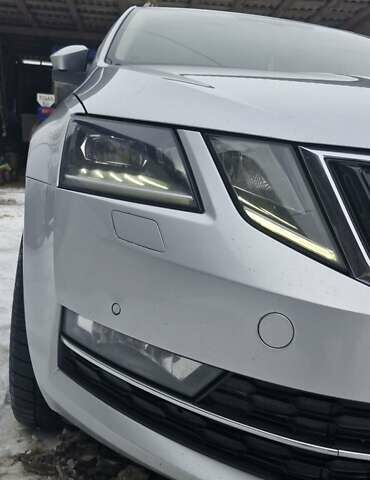 Серый Шкода Октавия, объемом двигателя 1.97 л и пробегом 195 тыс. км за 17500 $, фото 5 на Automoto.ua