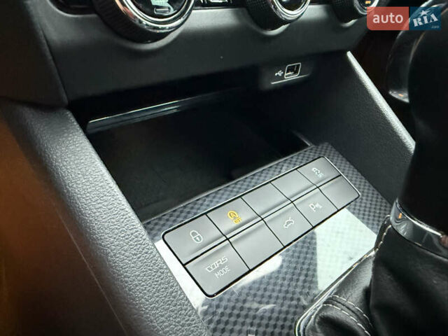 Серый Шкода Октавия, объемом двигателя 1.97 л и пробегом 230 тыс. км за 19900 $, фото 42 на Automoto.ua