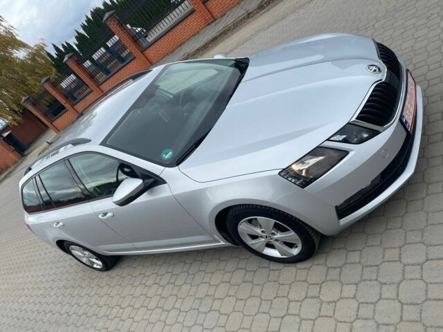 Сірий Шкода Октавія, об'ємом двигуна 2 л та пробігом 265 тис. км за 16300 $, фото 2 на Automoto.ua