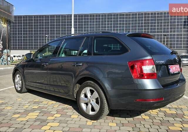 Шкода Октавия 2019 в Луцке на Automoto.ua Серый Шкода Октавия, объемом двигателя 1.97 л и пробегом 269 тыс. км за 15400 $, фото 28 на Automoto.ua