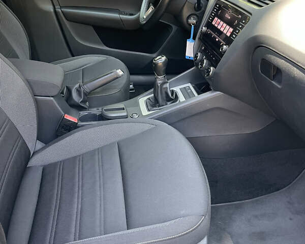 Сірий Шкода Октавія, об'ємом двигуна 1.6 л та пробігом 163 тис. км за 16100 $, фото 19 на Automoto.ua