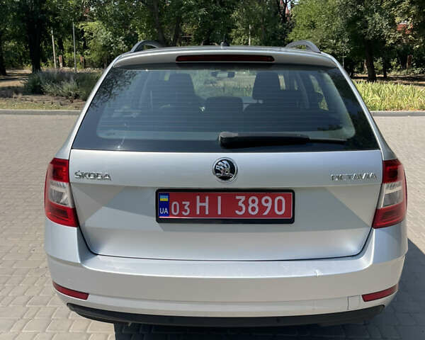 Сірий Шкода Октавія, об'ємом двигуна 1.6 л та пробігом 163 тис. км за 16100 $, фото 14 на Automoto.ua