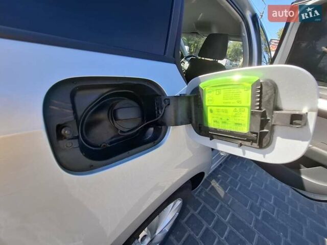 Сірий Шкода Октавія, об'ємом двигуна 1 л та пробігом 191 тис. км за 17500 $, фото 35 на Automoto.ua