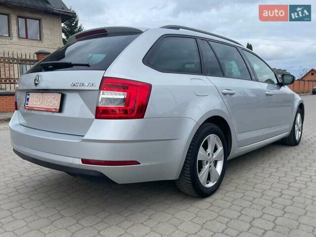 Сірий Шкода Октавія, об'ємом двигуна 2 л та пробігом 265 тис. км за 16300 $, фото 5 на Automoto.ua