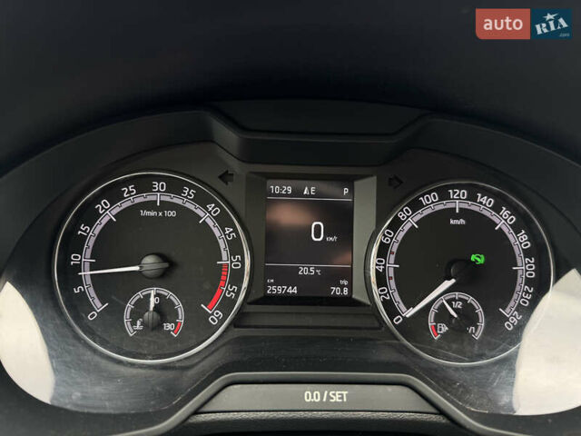 Серый Шкода Октавия, объемом двигателя 2 л и пробегом 259 тыс. км за 14970 $, фото 40 на Automoto.ua